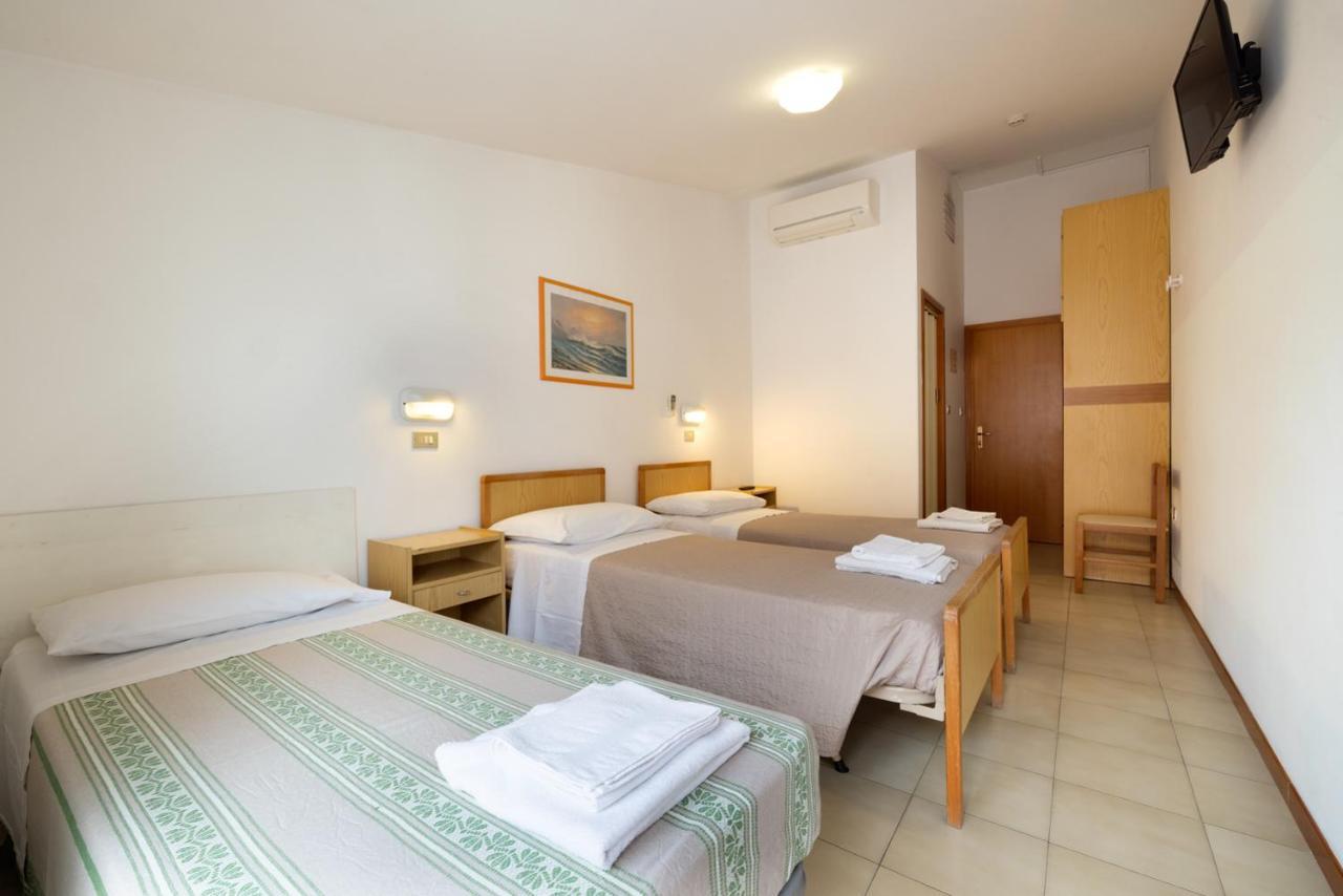 Hotel Giordo Rimini Eksteriør billede